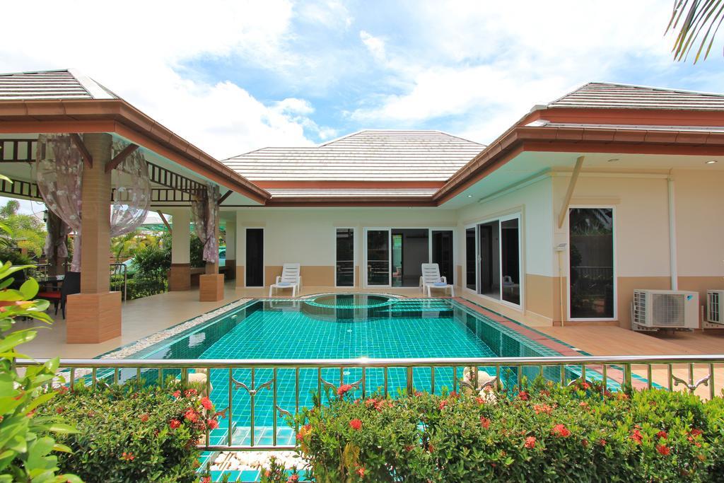 Victoria Villa Na Chom Thian Exterior photo